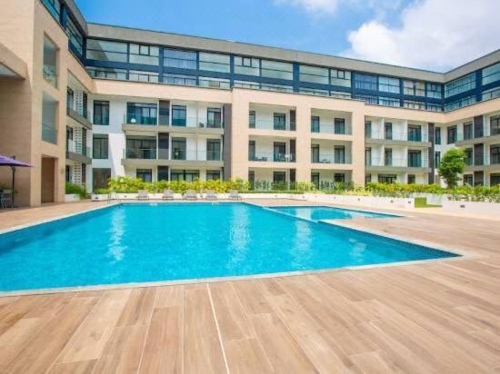 Embassy Gardens Luxury Suites Cpg Akkra Exterior foto